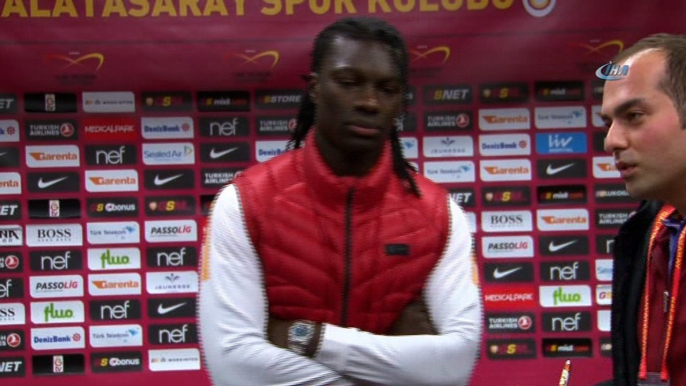 Bafetimbi Gomis: “Golden önce şampiyonluk önemli”