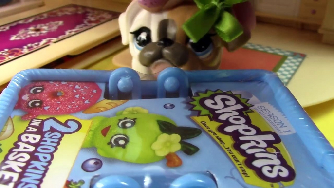 LPS Beverly Opens Shopkins Blind Bag Mystery Shopping Basket Surprise Littlest Pet Shop