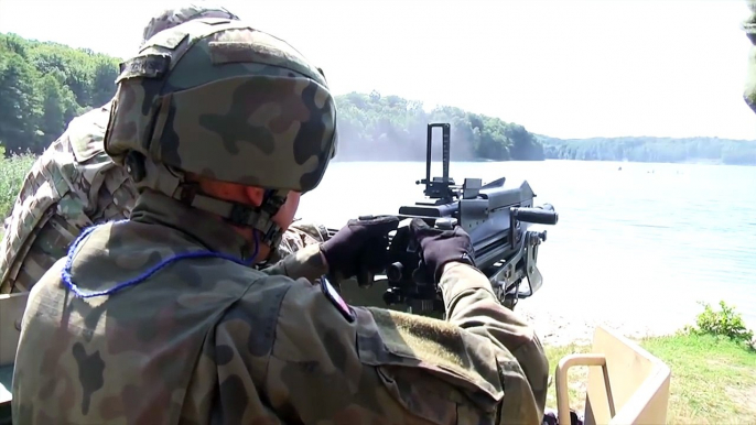 The Devastating Mk 19 Grenade Launcher In Action / Shooting [ Mark 19, 40 mm ]