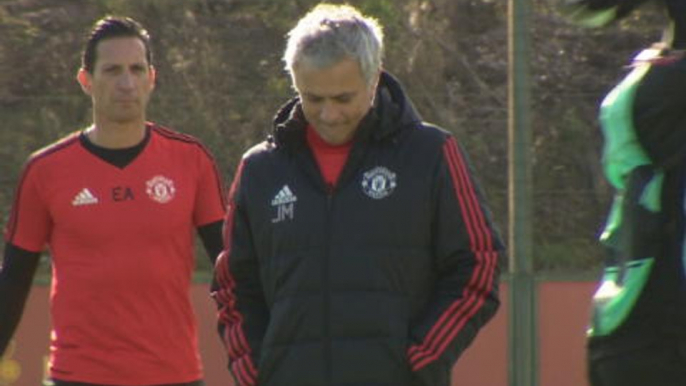 Mourinho hits back at pundits who 'couldn't resolve problems' as managers