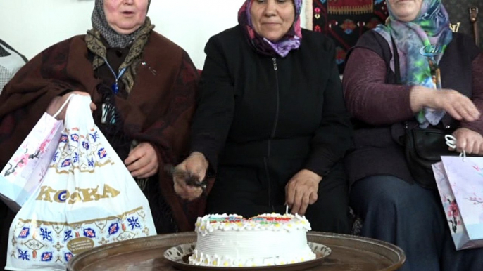 Arnavutköy Belediyesi Kadın Kültür ve Sanat Merkezi’nden yaşlılara ziyaret