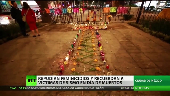 México repudia los feminicidios y recuerda a las víctimas de sismo en el Día de los Muertos