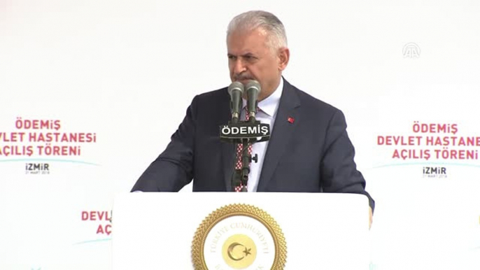 Başbakan Yıldırım: "Türkiye'yi Karalamaya Çalışan O Çok Bilmiş Kuruluşların Sesi Soluğu Kesildi"