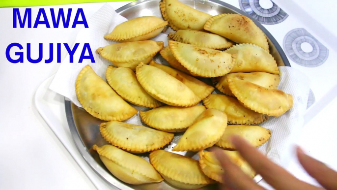 Mawa Gujiya Recipe (गुझियां बनाने का तरीका ) | Holi Special Recipe | CookWithNisha