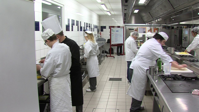 Actus : des repas offerts par les éléves du lycée ile-Jeanty - 03 Avril 2018