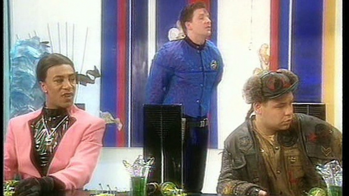 Red Dwarf Extras Season 06 Extra 15 - Season 6 Deleted Scenes