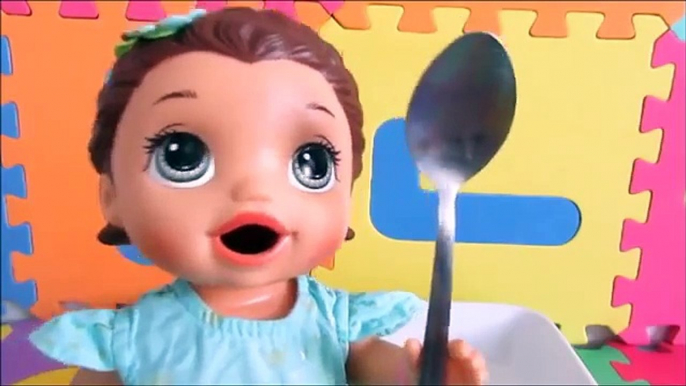 COMO FAZER AMOEBA COM ESMALTE - Baby Alive Amandinha ensina a fazer amoeba. Novelinha da Baby Alive.