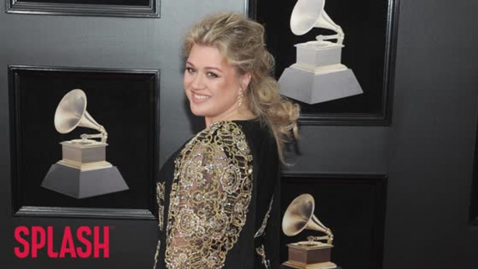 Kelly Clarkson hosting 2018 Billboard Music Awards