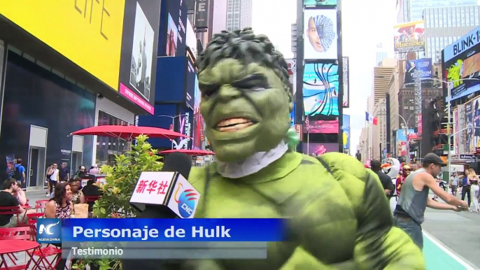 Zonas designadas a trabajadores disfrazados en Times Square