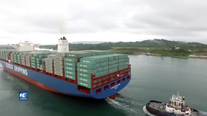 Barco chino inicia tránsito inaugural por Canal de Panamá ampliado