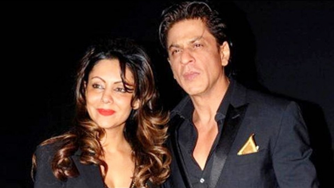 Shahrukh Khan Launches Gauri Khan To Twitter World On Valentines Day - WATCH