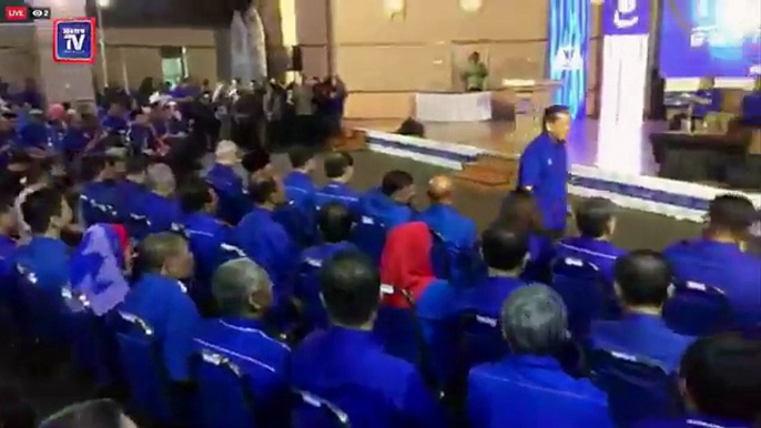 #ipoh #BHTV Lintas langsung pengumuman calon dan penyerahan watikah pelantikan calon Barisan Nasional (BN) Negeri Perak.