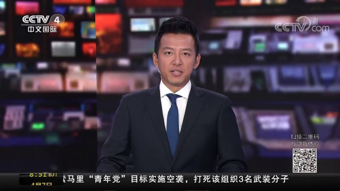[中国新闻]惊险！猎豹跳进游览车 乘客吓呆不敢动 | CCTV中文国际