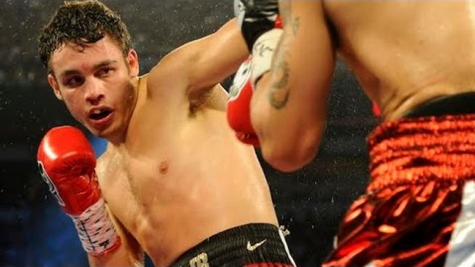 Julio Cesar Chavez Jr INJURERS HAND WINS UNANIMOUS DECISION vs Marco Reyes