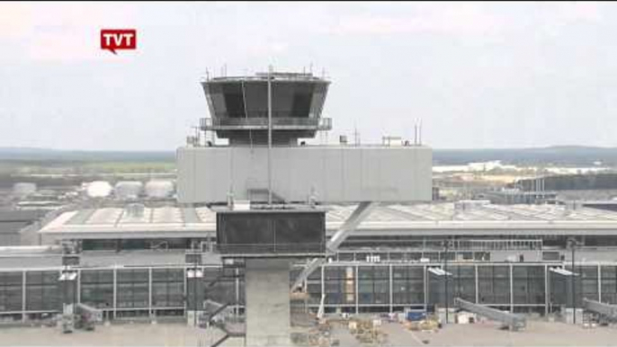 Suspeitas de pagamento superfatura em obras atrasadas do aeroporto de Berlim