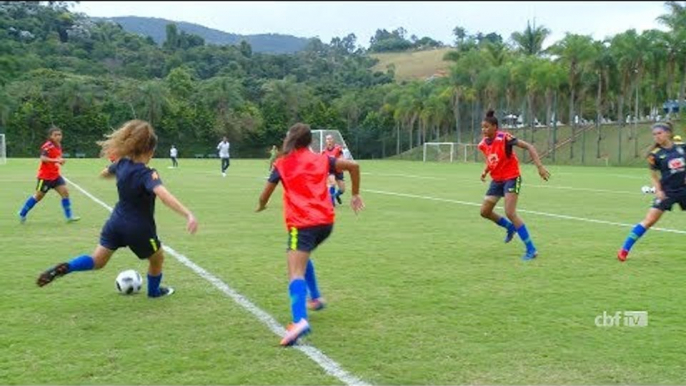 Seleção Feminina Sub-17: técnico e auxiliar detalham preparação para o Mundial