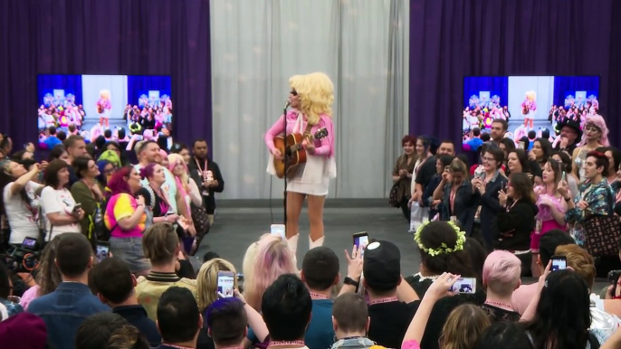 Trixie Mattel Performs Live at RuPaul's DragCon 2018! Get Tix Now!