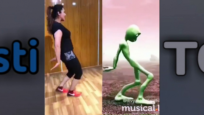 Divyanka tripathi(Ishita) Vs Aditi Bhatia(Ruhi) ! Dame tu Cosita Challenge ! Who is the best !