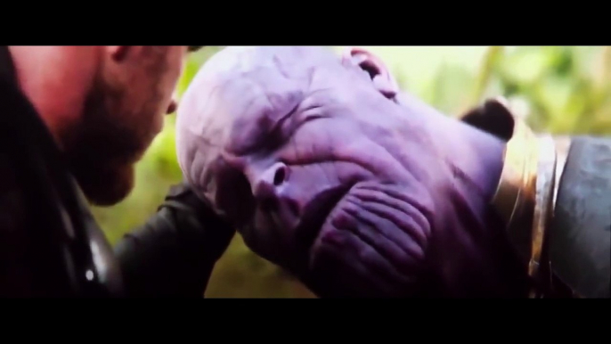 Thanos snaps his fingers (UNCUT)