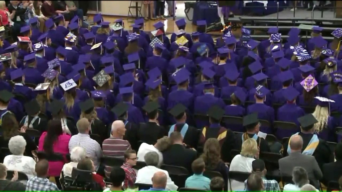 Resource Officer Who Stopped Shooting at Illinois High School Honored at Graduation