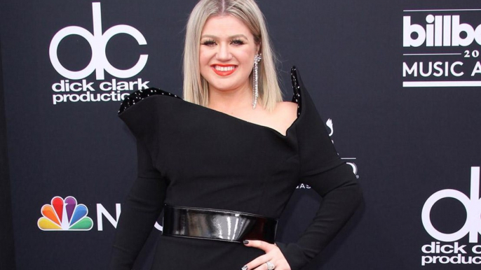 Kelly Clarkson et Simon Cowell réunis lors des Billboard Music Awards 2018