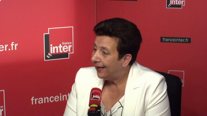 Frédérique Vidal : "Que cette jeune femme soit voilée, c'est son droit le plus strict. C'est à l'Unef de définir qui l'Unef choisit pour la représenter"