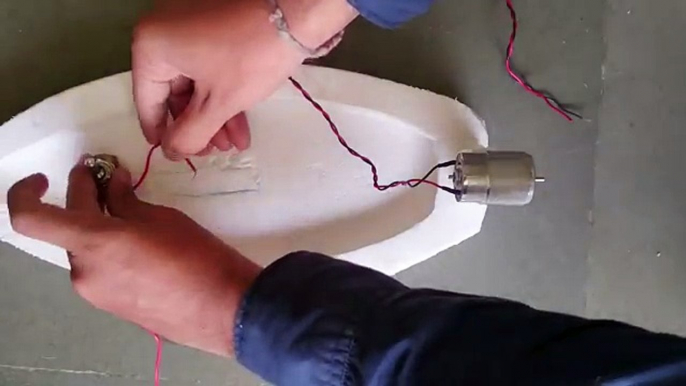 How to Make an Electric Boat - Homemade Hovercraft