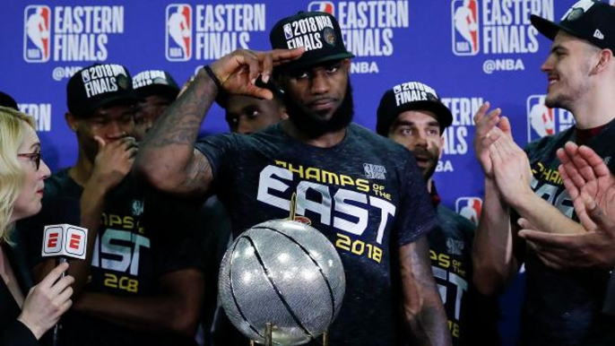 LeBron's heroics power Cavs back to the NBA Finals