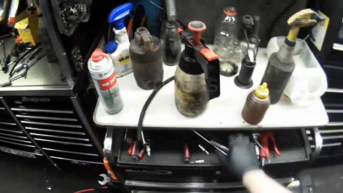 VW A5: 2.5L Engine Oil & Filter change