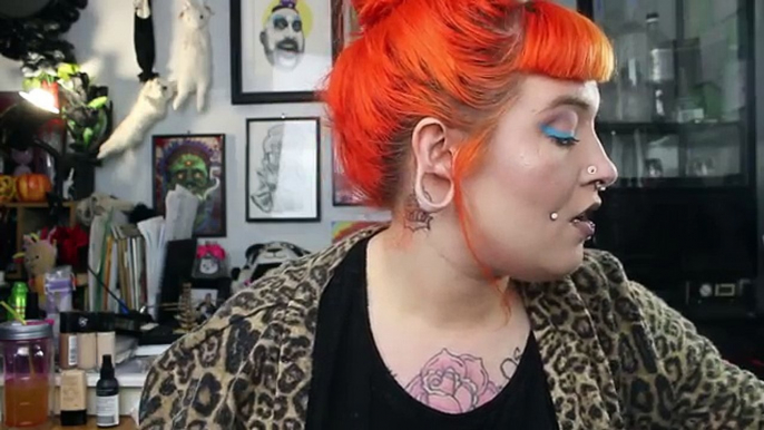 How To: Hide stretched ears! (Stretched Earlobes)