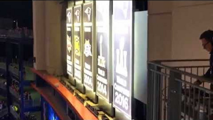 ROBERT KRAFT unveils 5th Patriots SUPER BOWL Banner before '17 NFL Opener
