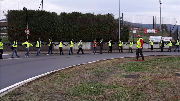 Franche-Comté Haute-Saône Minute de silence des gilets jaunes en ronde au rond-point de Noidans-lès-Vesoul