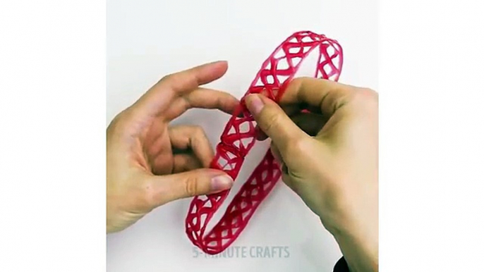 40 CRAZIEST DIYs AND LIFE HACKS YOUVE EVER SEEN || HOT GLUE GLOVES