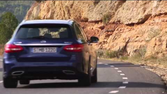 Mercedes-Benz C 250 BlueTEC Driving Video | AutoMotoTV