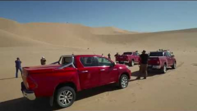 Toyota Hilux Namibia - Driving Video - Dune Dakar Hilux | AutoMotoTV