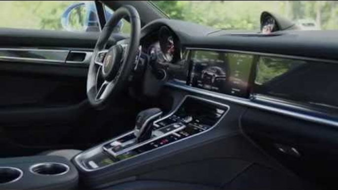 Porsche Panamera Turbo Interior Design in Sapphire Blue Metallic Trailer | AutoMotoTV