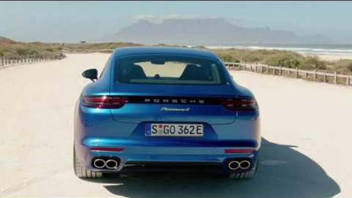 Porsche Panamera 4 E-Hybrid - Exterior Design in Sapphire Blue Trailer | AutoMotoTV