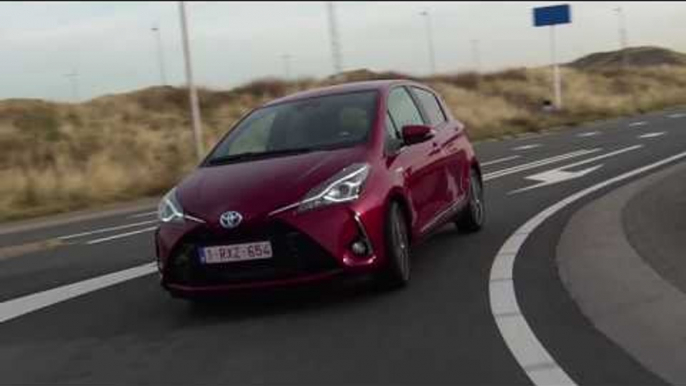 2017 Toyota Yaris Hybrid Driving Video in Red Trailer | AutoMotoTV