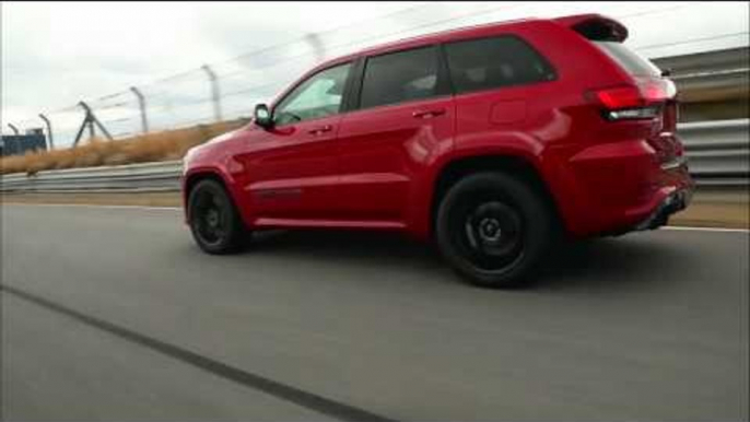 2018 Jeep Grand Cherokee Trackhawk Driving on the Racetrack Trailer | AutoMotoTV