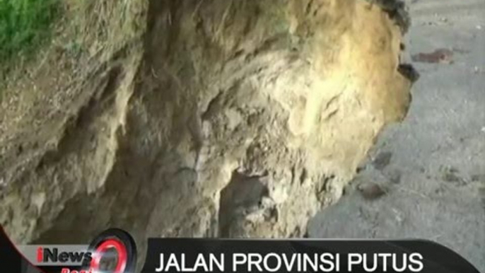 Jalan Lintas Sumatera Padang Lawas Terputus Akibat Guyuran Hujan - iNews Pagi 16/12