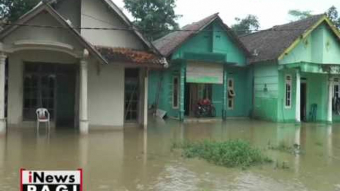 Curah hujan tinggi, Perumahan di Serang terendam banjir hingga 1,5 m - iNews Pagi 24/10