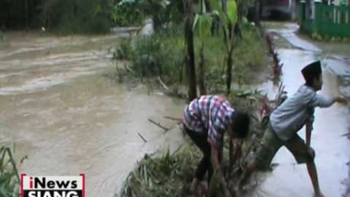 Hujan deras, daerah di Pandeglang terendam banjir luapan sungai - iNews Siang 24/10