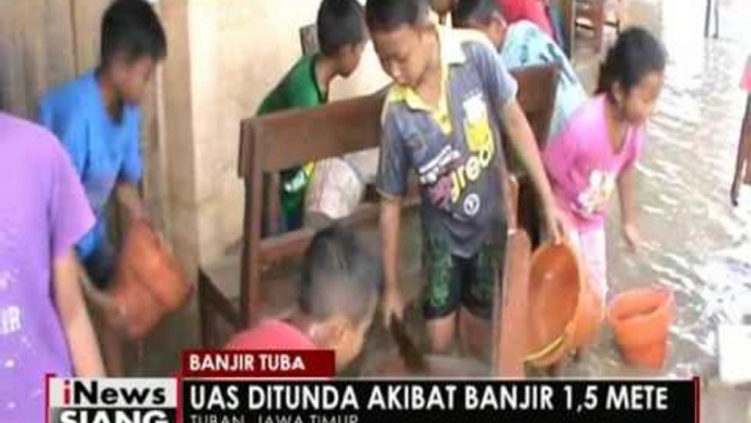 Banjir mulai surut, siswa membersihkan Sekolah yang terendam lumpur banjir - iNews Siang 06/12