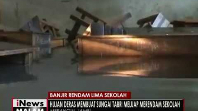 Hujan deras & luapan sungai akibatkan beberapa sekolah di Jambi terendam banjir - iNews Malam 21/11