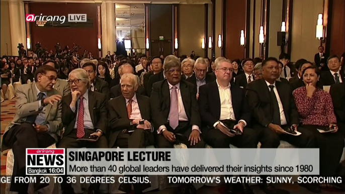 Singaporeans widen their perspectives at Singapore Lecture