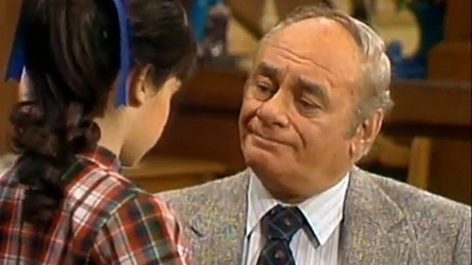 Archie Bunker's Place 01-21 Father And Daughter Night