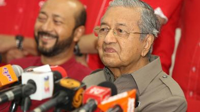 Dr M: Allegations that the SST will increase prices not true