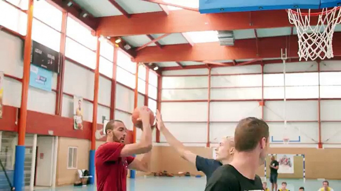 Rudy Gobert shows no mercy at his basketball camp