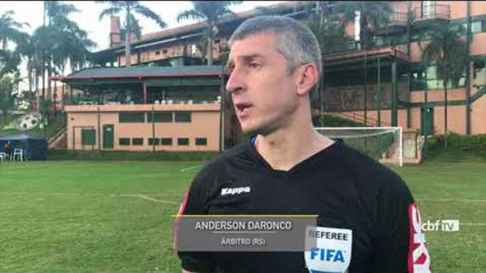 Árbitro de Vídeo (VAR) no Brasil: CBF realiza treinamento prático