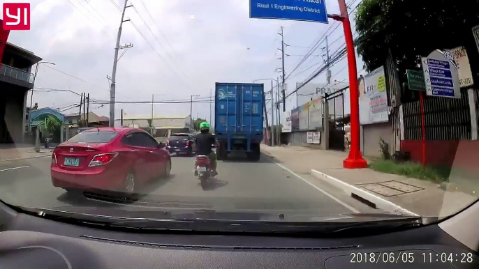 Fatal Motor and Truck Accident Philippines Dash Cam He's Alive 2018